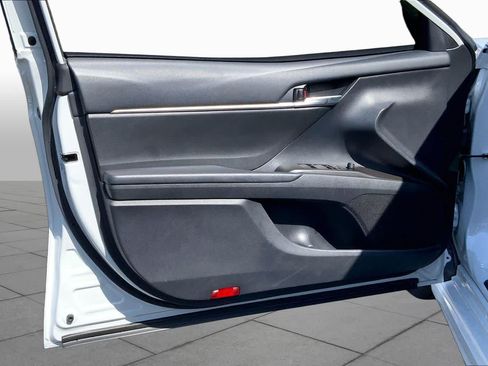 Certified 2023 Toyota Camry SE w/ Convenience Package FWD image 21