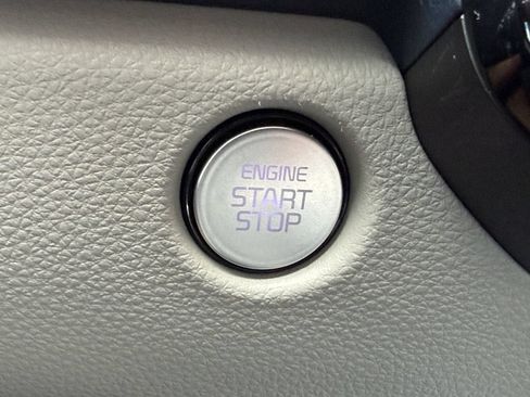 Used 2026 Kia Carnival SX Prestige FWD image 30