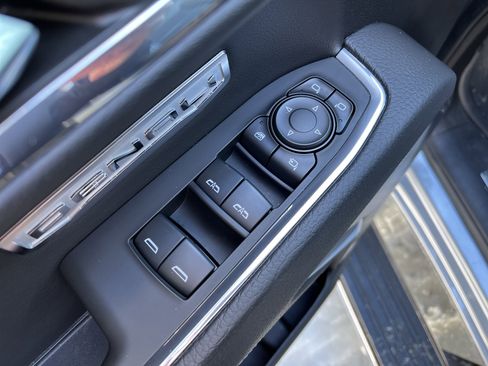 Used 2024 GMC Sierra 1500 Denali w/ Denali Reserve Package image 15