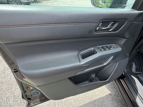 Used 2024 Nissan Pathfinder Rock Creek AWD/4WD image 11