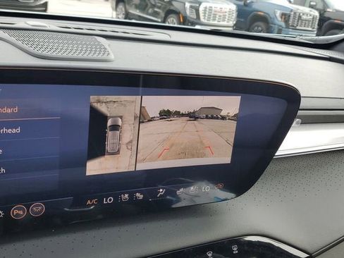 New 2026 Buick Enclave Avenir w/ Super Cruise Package FWD image 22