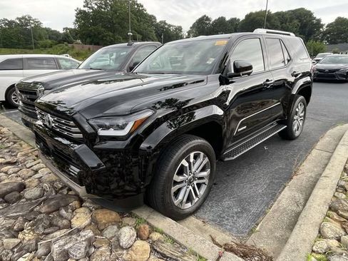 Used 2025 Toyota 4Runner Limited AWD/4WD image 7