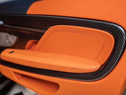 New 2026 Aston Martin Vanquish Convertible image 19