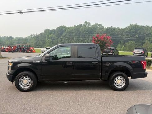 Used 2015 Ford F150 XL w/ Equipment Group 101A Mid AWD/4WD image 27