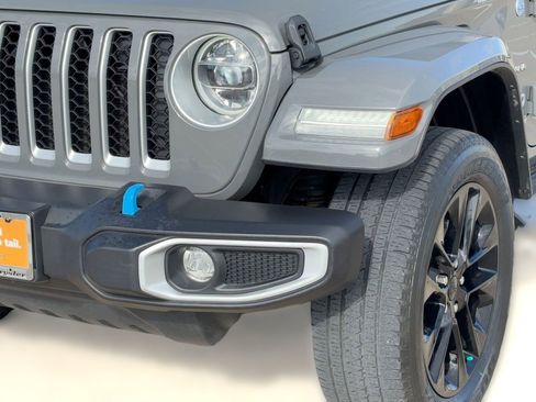 Certified 2022 Jeep Wrangler Unlimited Sahara image 11
