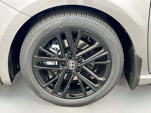 New 2026 Toyota Camry SE FWD image 9