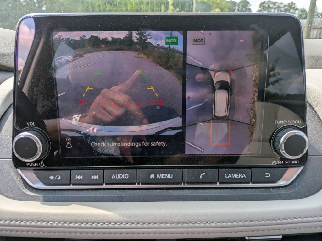 Used 2022 Nissan Rogue SL FWD image 20