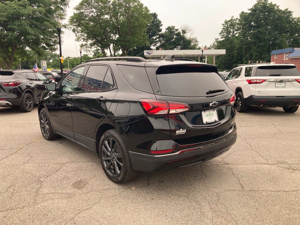Used 2023 Chevrolet Equinox RS w/ RS Leather Package AWD/4WD image 26