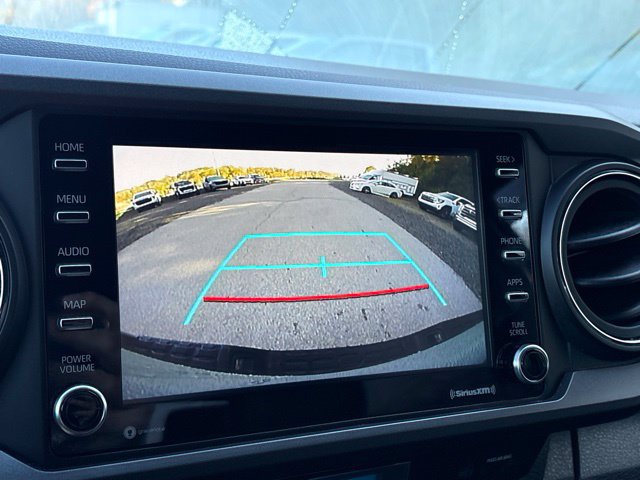 Used 2023 Toyota Tacoma TRD Off-Road w/ Technology Package AWD/4WD image 16