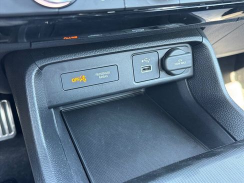 Used 2024 Honda Civic Sport image 25