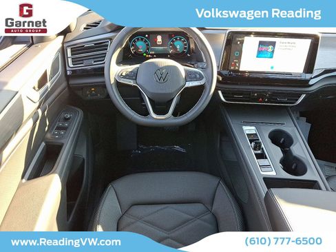 New 2025 Volkswagen Atlas Cross Sport SE image 8