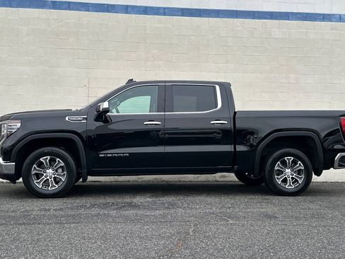 Certified 2025 GMC Sierra 1500 SLT image 7