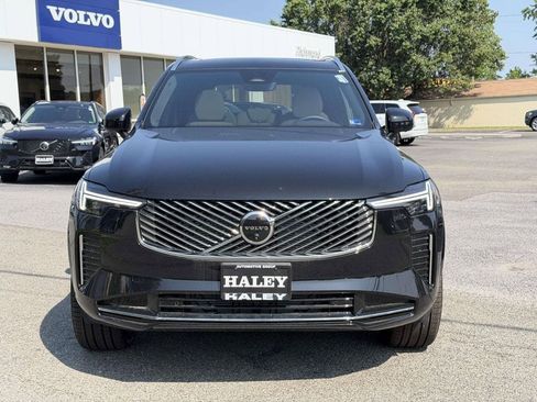 New 2026 Volvo XC90 B6 Plus w/ Protection Package Premier AWD/4WD image 23