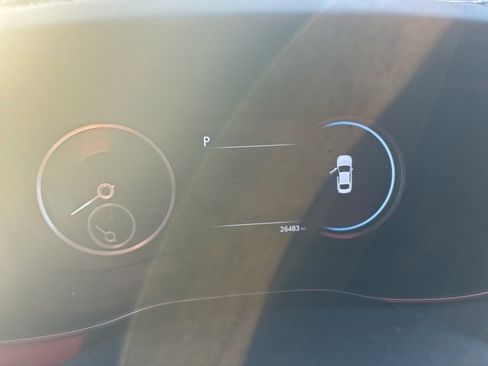 Used 2023 Genesis G70 2.0T w/ Sport Prestige Package image 8