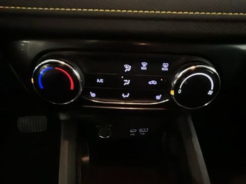 Used 2024 Chevrolet TrailBlazer ACTIV w/ Driver Confidence Package FWD image 23