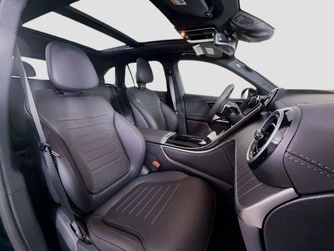 New 2026 Mercedes-Benz GLC 300 4MATIC image 30