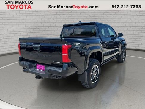 Used 2025 Toyota Tacoma TRD Sport w/ TRD Sport Upgrade Package AWD/4WD image 6