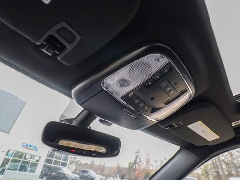 Used 2019 Jeep Grand Cherokee Limited AWD/4WD image 54