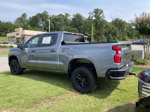 Used 2021 Chevrolet Silverado 1500 Custom Trail Boss AWD/4WD image 4