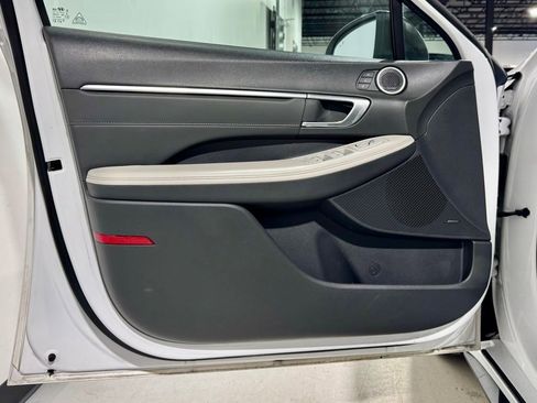 Used 2023 Hyundai Sonata Limited image 14