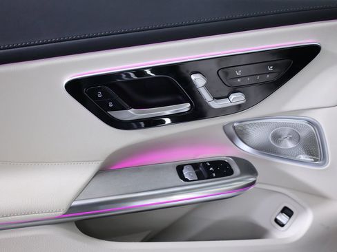 Certified 2026 Mercedes-Benz CLE 450 4MATIC Coupe image 9