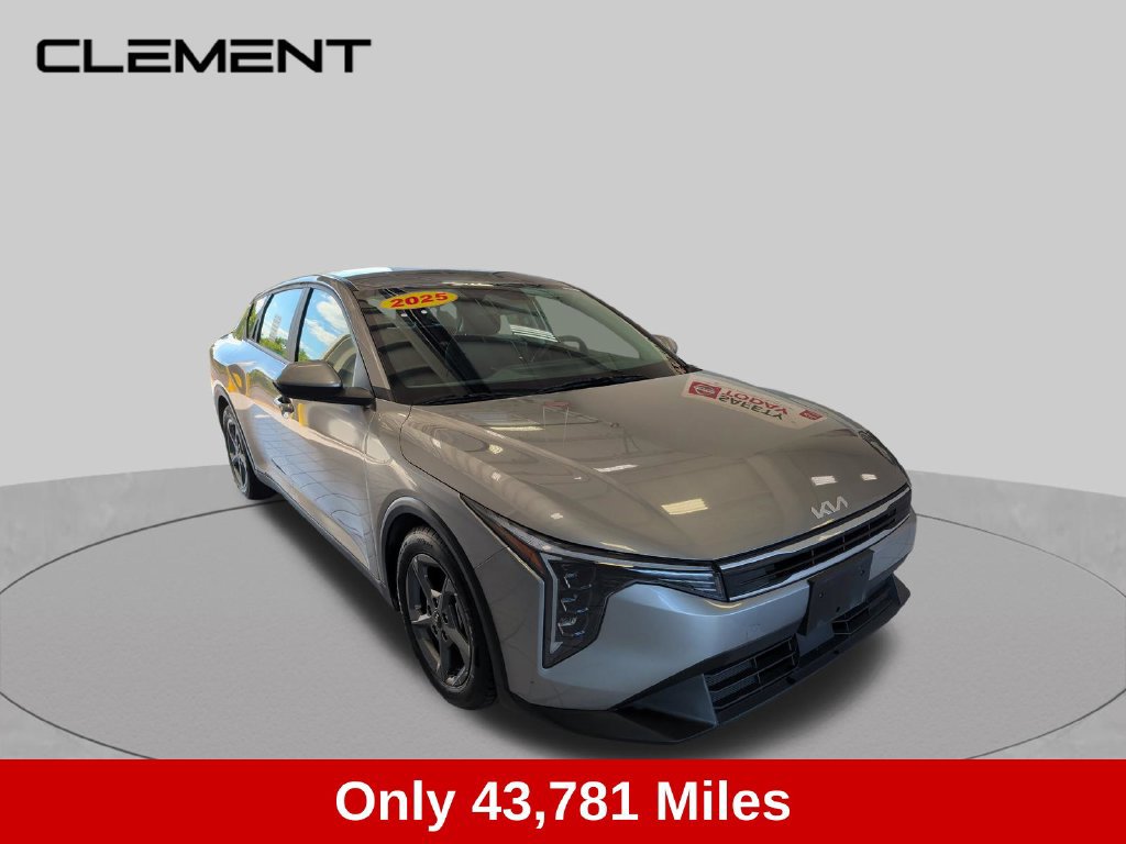 Used 2025 Kia K4 FWD image 8
