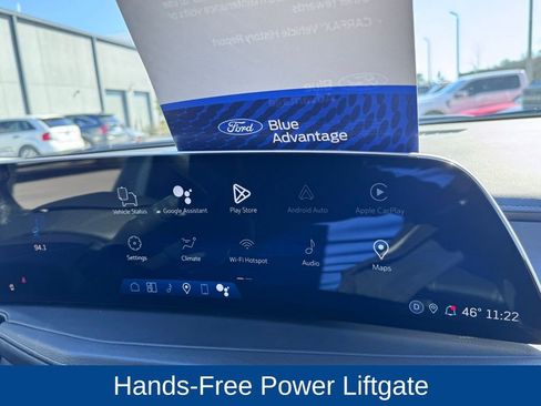 Used 2024 Cadillac XT4 Premium Luxury image 17