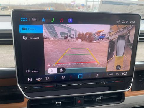 New 2025 Volkswagen ID. Buzz 1st Edition image 15