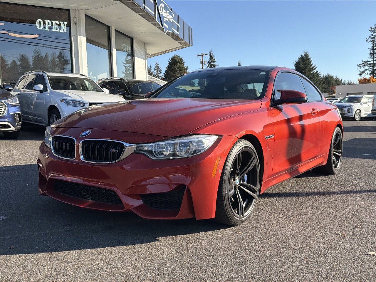 Used 2015 BMW M4 Coupe RWD image 1