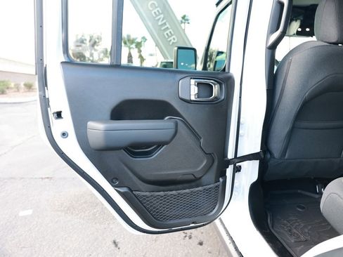 New 2026 Jeep Wrangler Willys AWD/4WD image 31