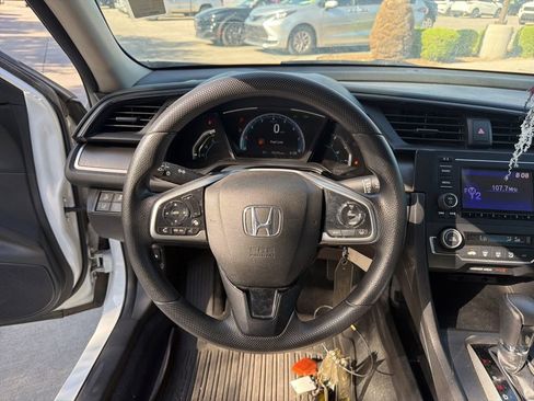 Used 2020 Honda Civic LX image 9