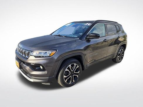 Used 2024 Jeep Compass Limited AWD/4WD image 7