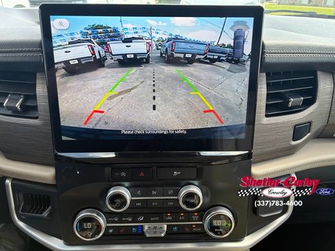 Used 2024 Ford Expedition Limited RWD image 29
