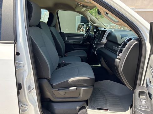 Used 2019 RAM 2500 Big Horn AWD/4WD image 6