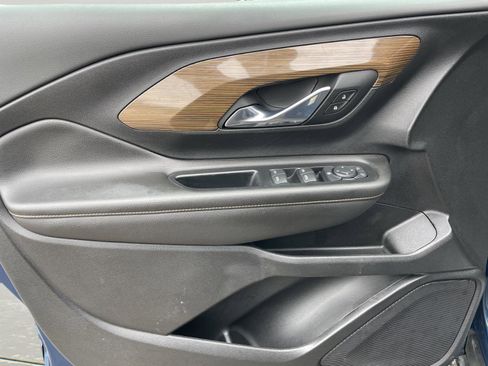 Used 2020 GMC Terrain SLE w/ Driver Convenience Package image 22