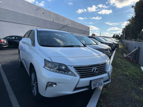 Used 2015 Lexus RX 450h FWD image 2