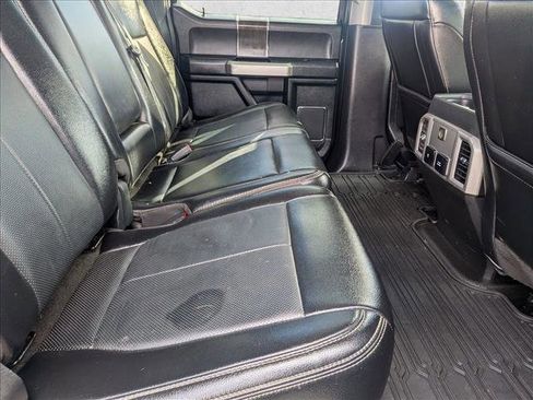 Used 2021 Ford F350 Lariat image 19