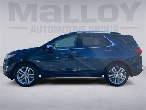 Used 2021 Chevrolet Equinox Premier image 2