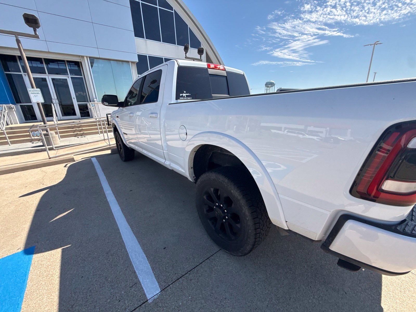 Used 2022 RAM 2500 Laramie w/ Night Edition AWD/4WD image 10