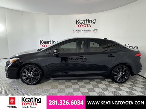 Certified 2025 Toyota Corolla SE FWD image 9