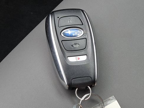 Used 2025 Subaru Outback Onyx Edition AWD/4WD image 35
