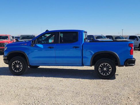 Certified 2025 Chevrolet Silverado 1500 ZR2 w/ Technology Package image 3