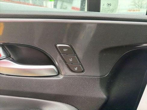 Used 2022 Hyundai Santa Fe Limited image 9