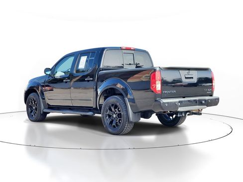 Used 2020 Nissan Frontier SV w/ Midnight Edition Floor Mats image 3