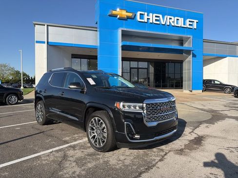 Used 2021 GMC Acadia Denali w/ Denali Ultimate Package AWD/4WD image 1