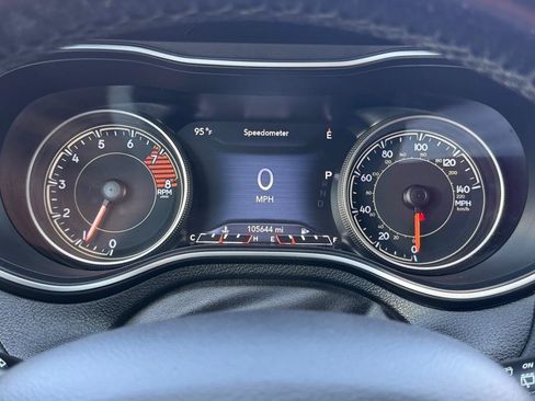 Used 2020 Jeep Cherokee Limited AWD/4WD image 40