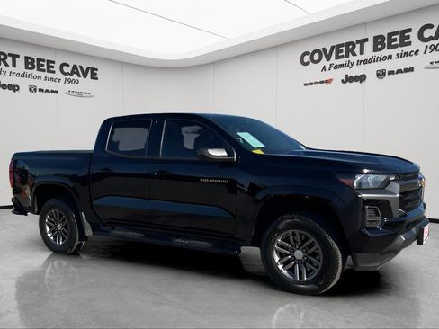 Used 2024 Chevrolet Colorado LT image 1