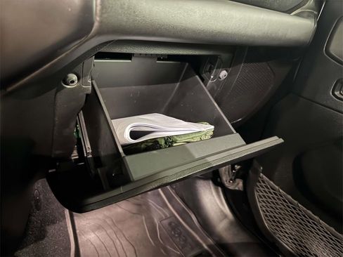 Used 2019 Jeep Wrangler Unlimited Sahara w/ Quick Order Package 24M Moab image 30