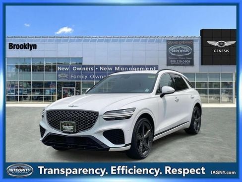 Used 2025 Genesis GV70 3.5T Sport w/ Sport Advanced Package image 1