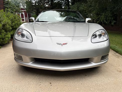 Used 2008 Chevrolet Corvette Convertible w/ Preferred Equipment Group RWD image 14